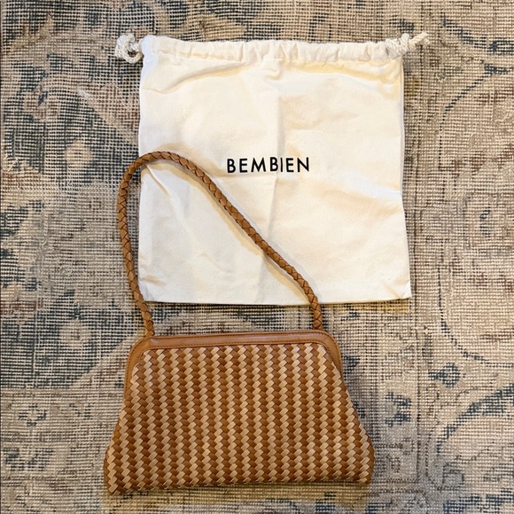 Benbien Tan Woven Bag - Picture 2 of 2